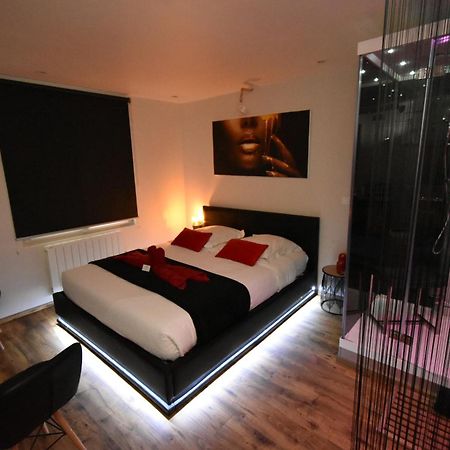 Spa Privatif Love Room, Le Hammam Et Bulles, Chez Nuits Chartraines Chartres Ngoại thất bức ảnh