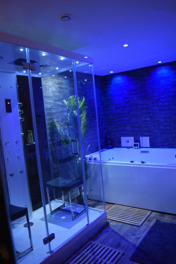 Spa Privatif Love Room, Le Hammam Et Bulles, Chez Nuits Chartraines Chartres Ngoại thất bức ảnh