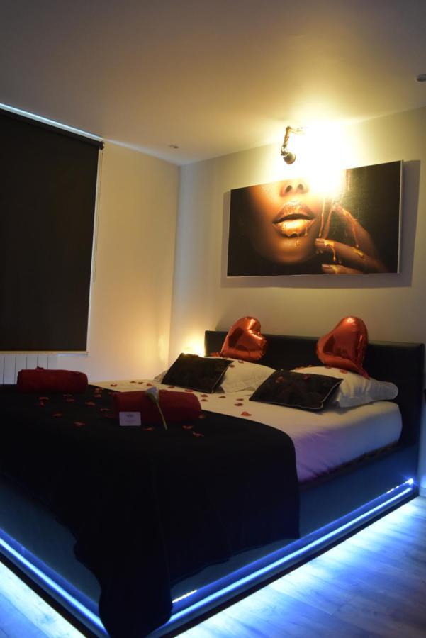 Spa Privatif Love Room, Le Hammam Et Bulles, Chez Nuits Chartraines Chartres Ngoại thất bức ảnh